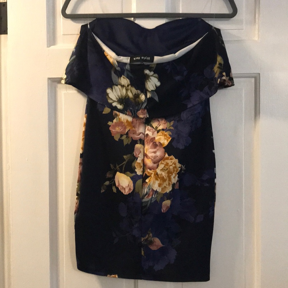 Floral Navy Strapless Dress - Picture 4 of 4